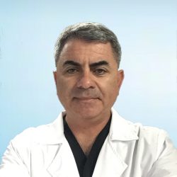 Dr. Cristian Mardones